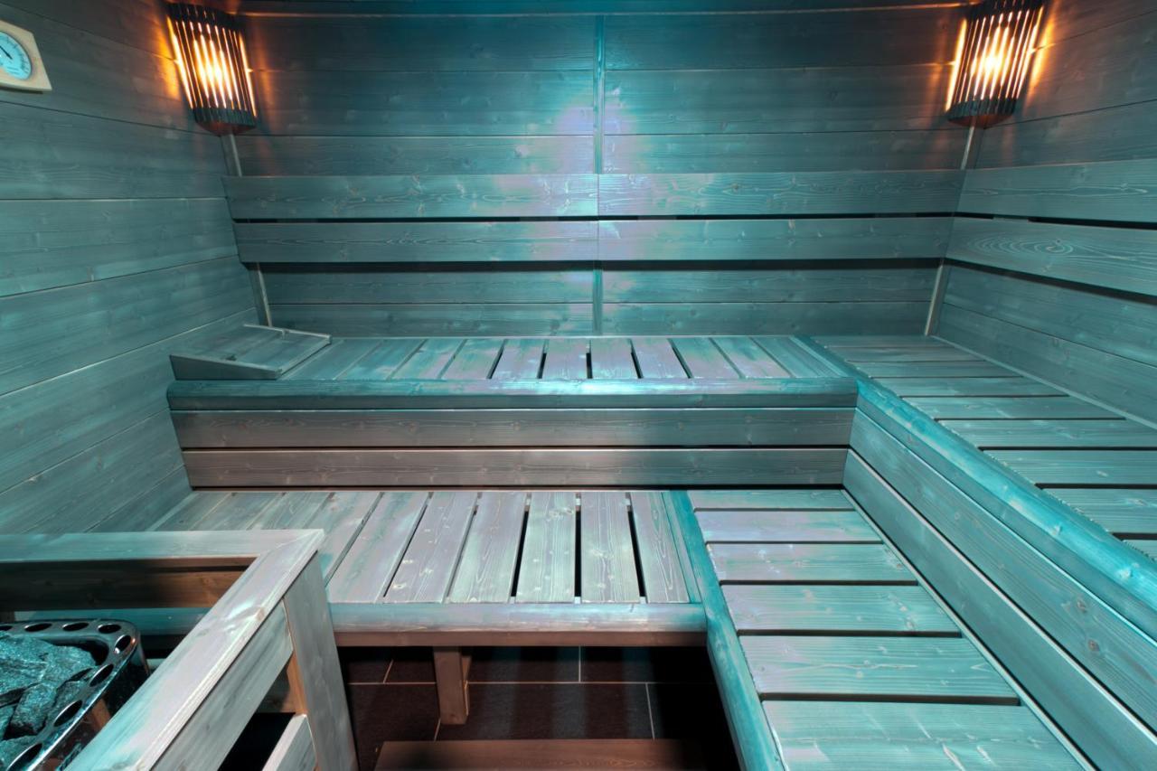 Wellness Hotel Katalin Gyenesdias Exterior photo