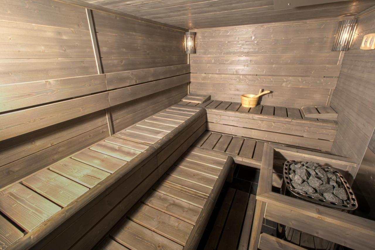 Wellness Hotel Katalin Gyenesdias Exterior photo
